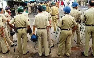 डी कंपनी के नाम पर दी मुंबई को बम से उड़ाने की फर्जी धमकी, पुलिस ने धरदबोचा