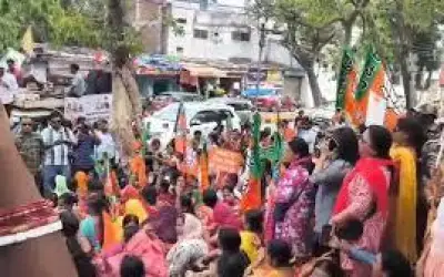 रांची में भाजपा महिला मोर्चा का उग्र प्रदर्शन, एसएसपी कार्यालय का घेराव