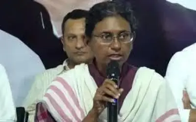 मध्य प्रदेश में कांग्रेस को झटका, मीनाक्षी नटराजन का नामांकन रद्द