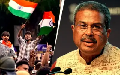 CJI के एक तंज से धर्मेंद्र प्रधान के इस्तीफे तक मीम से शुरू हुई  कॉकरोच क्रांति की पूरी कहानी