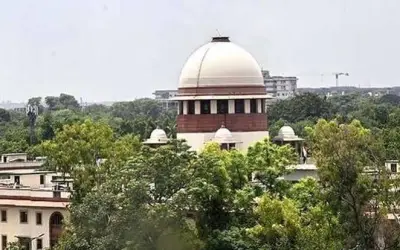 सुप्रीम कोर्ट बोला- लोकतंत्र में संवाद जरूरी, टकराव से नहीं निकलेगा हल