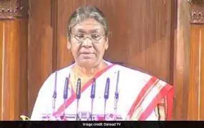 गरीबी हटाओ अब सिर्फ नारा नहीं, भारत में आ रही मैन्युफैक्चरिंग कंपनियां : मुर्मू