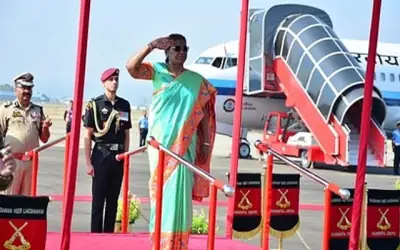 तीन दिवसीय मॉरीशस दौरे पर रवाना हुईं राष्ट्रपति मुर्मु