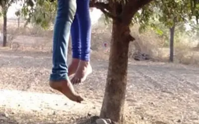 मुजफ्फरपुर में युवक-युवती का शव पेड़ से लटका मिला