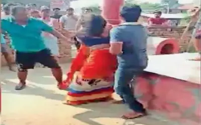 शिव मंदिर में महिला की दबंगों ने की पिटाई