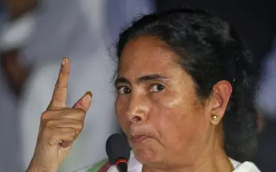 दुर्गा पूजा के लिए ममता देंगी करोड़ों