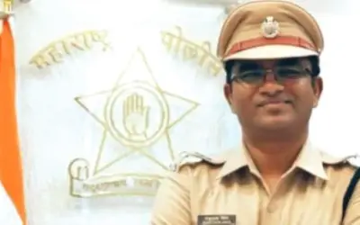 मुंबई पुलिस के सौ से भी अधिक पुलिसकर्मियों का सम्मान