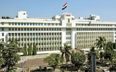 मंत्रालय के बाद महिला ने किया आत्महत्या का प्रयास