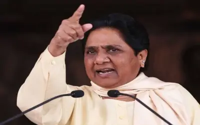 जुमलेबाजी और धर्म की राजनीति से उकता चुकी है जनता : मायावती