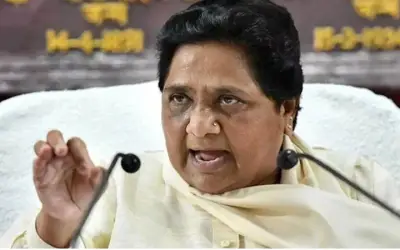 बिना किसी से गठबंधन किये अकेले चुनाव लड़ेगी बसपा : मायावती