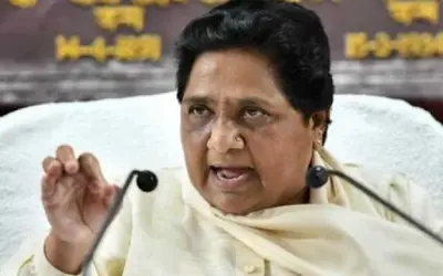 अखिलेश को रोकने का मायावती ने किया विरोध