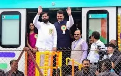 मेट्रो और अन्य परियोजनाओं को हमारी सरकार ने प्राथमिकता पर आगे बढ़ाया : एकनाथ शिंदे