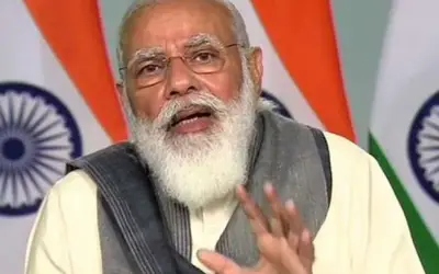पीएम मोदी ने कोरोना वैक्सीन पर की आठ मुख्यमात्रियों से बात