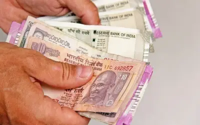 गाड़ी चलाना और खाना फिर होगा महंगा