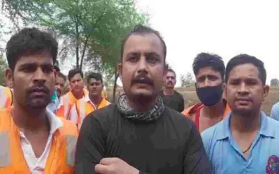 नदी में फंसे चार बच्चों की बचाई गई बमुश्किल जान