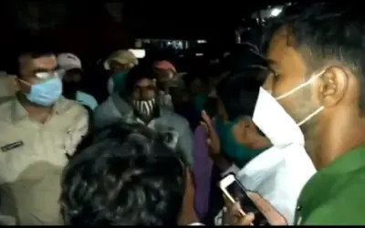 मांगने गए थे नौकरी बदले में मिली पुलिसिया लाठी