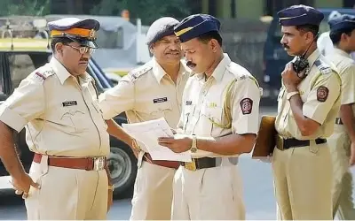नवी मुंबई में फिल्म स्पेशल 26 की तर्ज पर लूट, फर्जी पुलिस अधिकारियों ने लगाया 36 लाख का चूना