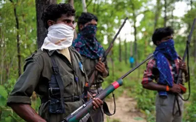 मुखबिर समझकर ग्रामीण को नक्सलियों ने मौत के घाट उतारा