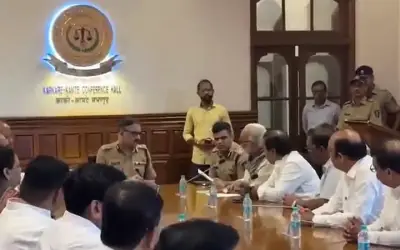सावित्रीबाई फुले पर अपमानजनक लेख से राष्ट्रवादी कांग्रेस पार्टी आक्रामक