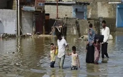 नेपाल में तूफ़ान से 35 की मौत और 400 घायल