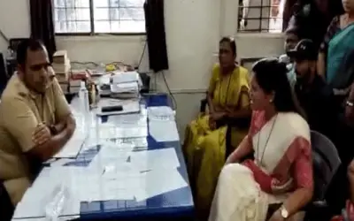 पुलिस से थाने में भिड़ीं सांसद नवनीत राणा