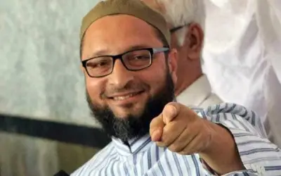 हम सरकार के साथ : ओबैसी