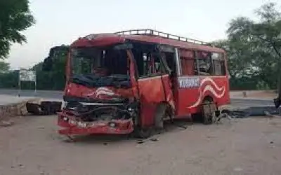 भीषण सड़क हादसा में छह की मौत