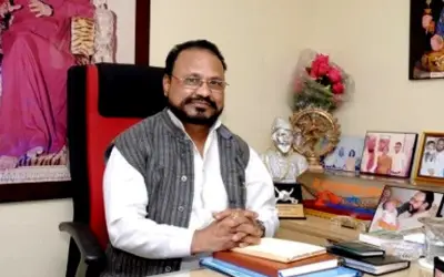 अब शिवसेना के पूर्व सांसद अडसुल ने दिया पार्टी से इस्तीफा