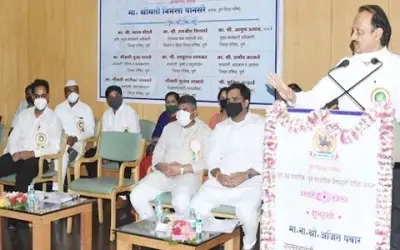 राजनीति में कोई सच्चाई नहीं, मैं फंसकर रह गया हूं : अजीत पवार