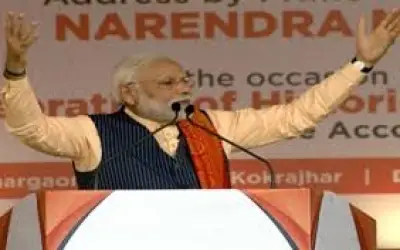 मुझपर लोगों का आशीर्वाद, डंडों का असर नहीं : पीएम मोदी