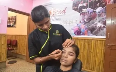 छत्तीसगढ़ में शुरू हुआ महिलाओं के लिए इको फ्रेंडली ब्यूटी सैलून