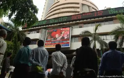 शेयर बाजार में उछाल से निवेशकों में जोश