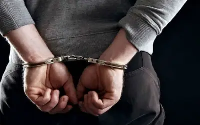 बीमार बूढी मां को बोझ समझकर कलयुगी बेटे ने मारकर दफनाया