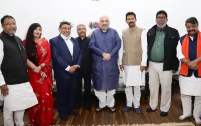 तृणमूल कांग्रेस के पांच नेता बीजेपी में हुए शामिल