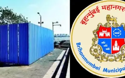 मरीन ड्राइव पर बनाए जा रहे टॉयलेट का विरोध शुरू