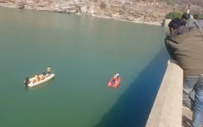 पत्नी से विवाद हुआ और पति ने मासूम बेटी को चंबल नदी में फेंका