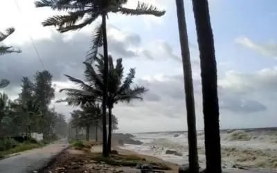 गुजरात पर चक्रवाती तूफ़ान का ख़तरा