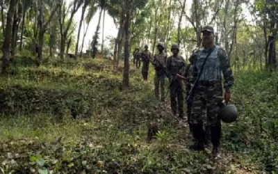 छत्तीसगढ़ में दस नक्सली ढेर