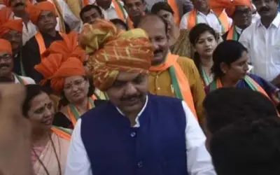 भाजपा विधायक दल के नेता चुने गए फड़णवीस