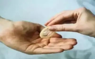 क्वारेन्टाइन में रहने वालों को बिहार में दिया जा रहा है कंडोम