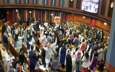 दिल्ली में महापौर और उपमहापौर चुनाव से पहले मचा बवाल