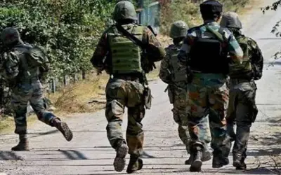 अनंतनाग में सुरक्षाबलों ने तीन आतंकियों को किए मुठभेड़ में ढेर