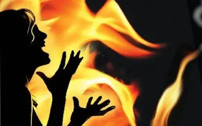 महिला और मासूम बच्ची को जेठ ने जिंदा जलाया
