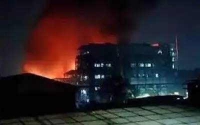 सूरत केमिकल फैक्ट्री में विस्फोट के बाद लगी भीषण आग, सात कर्मचारियों के कंकाल बरामद