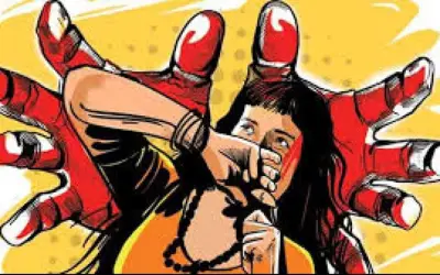 नौकरी दिलाने के नाम पर युवती से सामूहिक दुष्कर्म