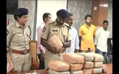 विशाखापट्टनम में 120 किलो गांजा बरामद