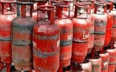 एक हज़ार के पार पहुंचा एलपीजी सिलेंडर का भाव