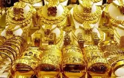 भारतीय बाज़ार में फिर चमका सोना