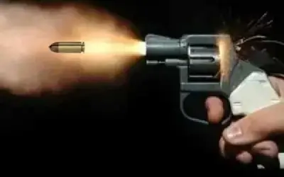 पत्नी और दो बच्चों को गोली मारने के बाद पुलिसकर्मी ने भी की आत्महत्या