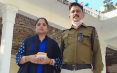 नाबालिग बेटी ने करवाई ब्वॉयफ्रैंड से मां-बाप की हत्या